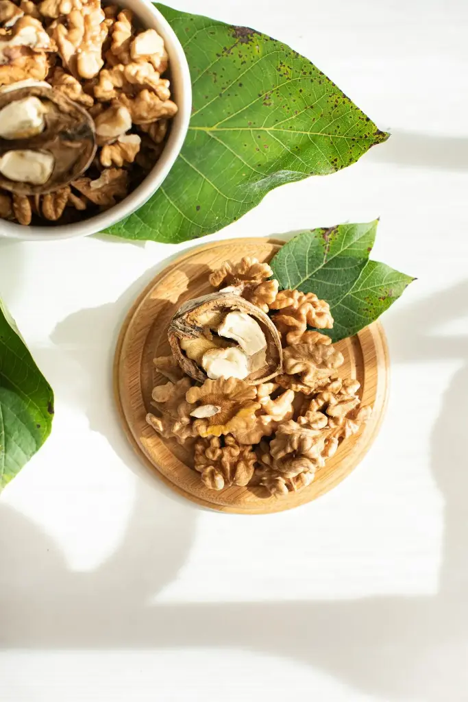 unsplash_nBnl9sXFft0_walnuts.webp.jpg.jpg